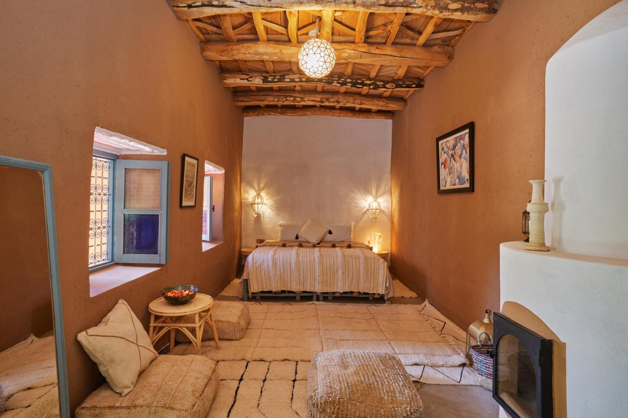 Agafay Desert Hotel El Karia Exterior photo